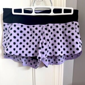 Lululemon Hotty Hotty short (2 inch, low rise)